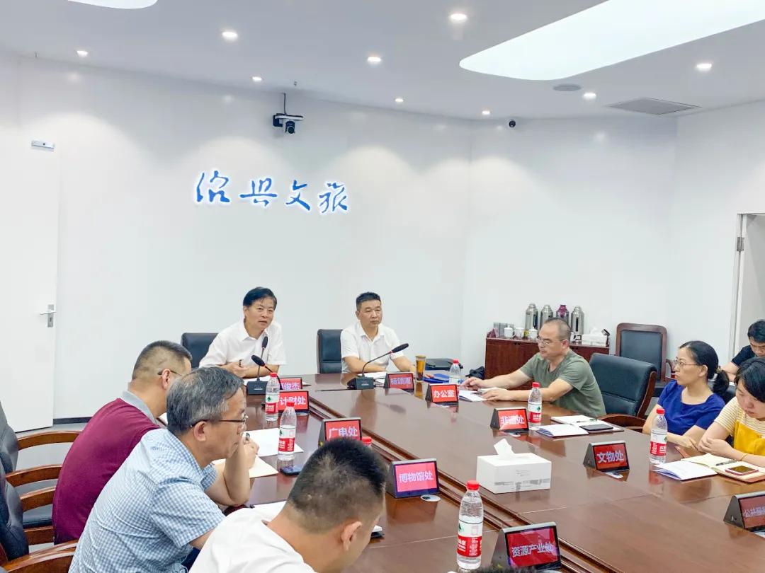一轮明月天上挂,星星如尘嫦娥现猜一生肖精选解析、解释与落实、统计解答解释落实